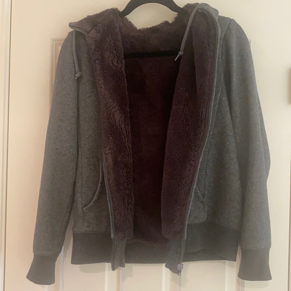 Grey zip up hooded sweatshirt, soft fuzzy liner, size large